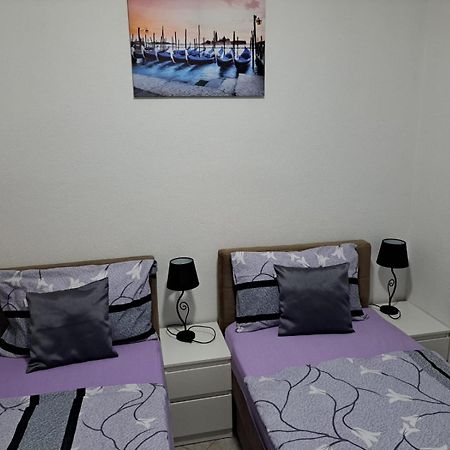 Apartmani Marijamagdalena Грачац Экстерьер фото