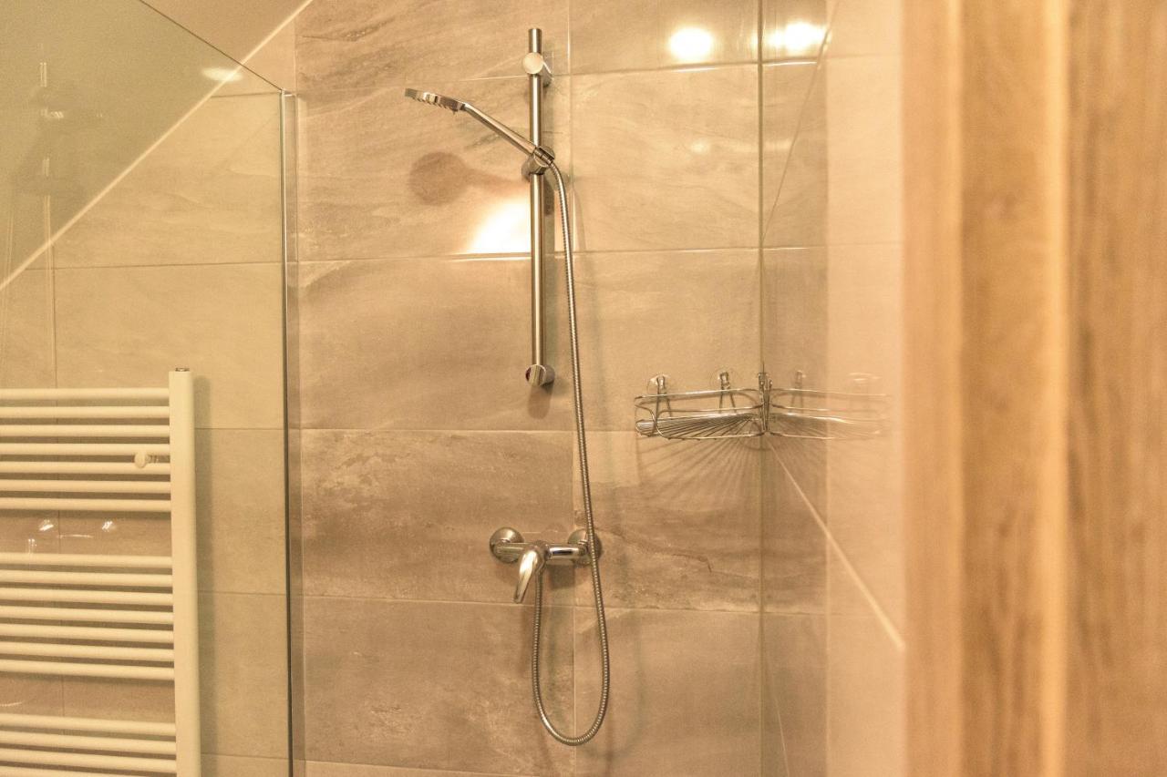 Apartmani Marijamagdalena Грачац Экстерьер фото