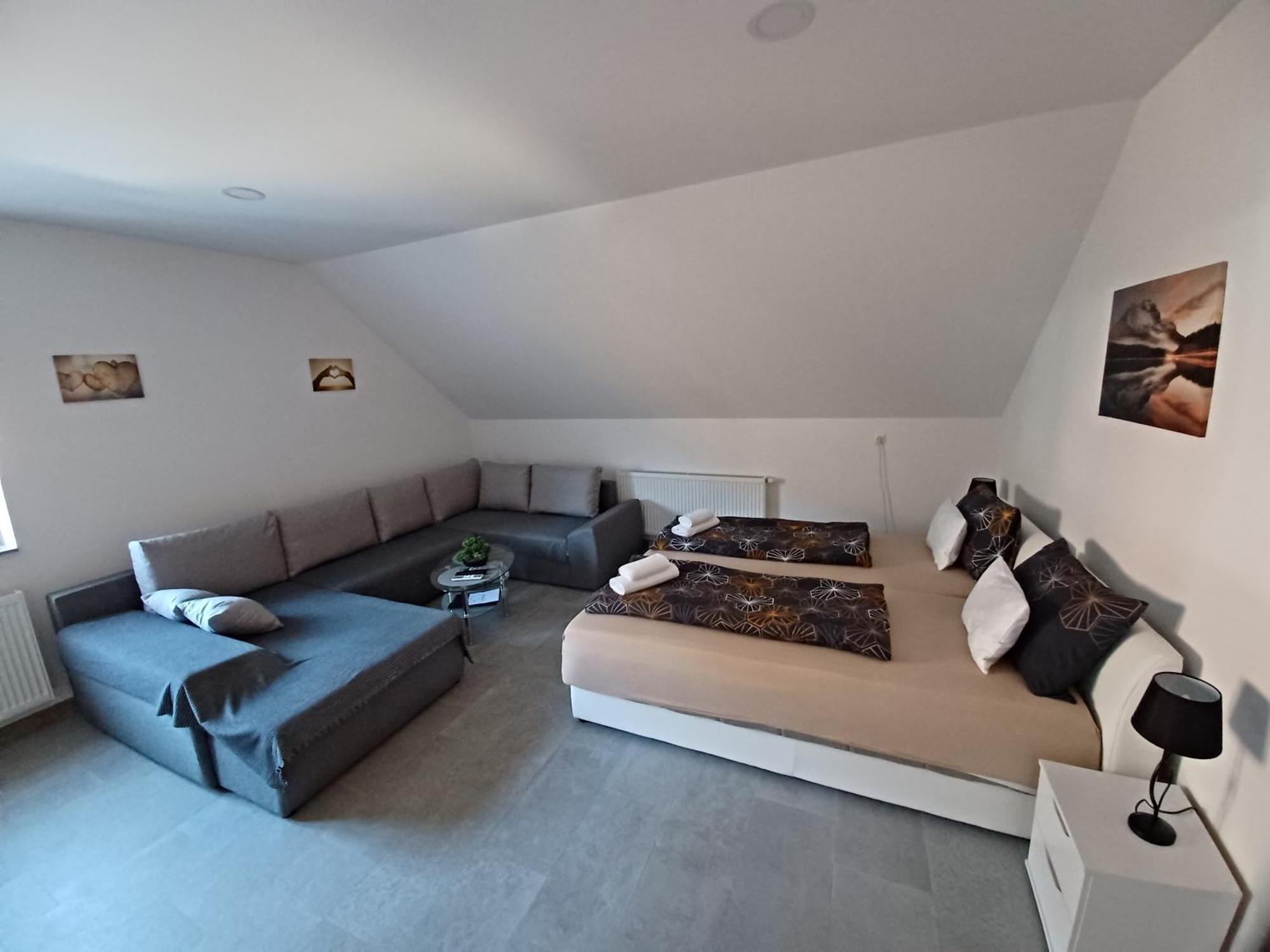 Apartmani Marijamagdalena Грачац Экстерьер фото